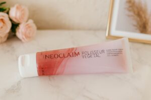 NEOCLAIM, qu’est-ce qu’une gamme pour peaux denses ?